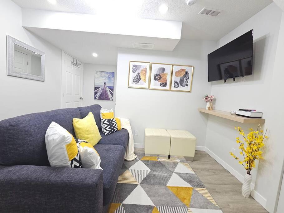 Cozy Suites In Calgary Area Balzac Exterior foto